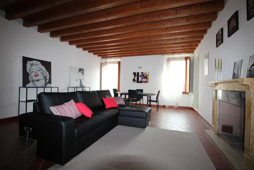 Eleganti Dimore Brescia Exterior photo
